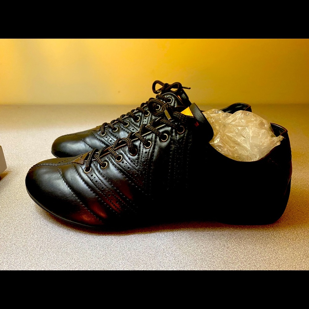 Louis Vuitton men sneakers